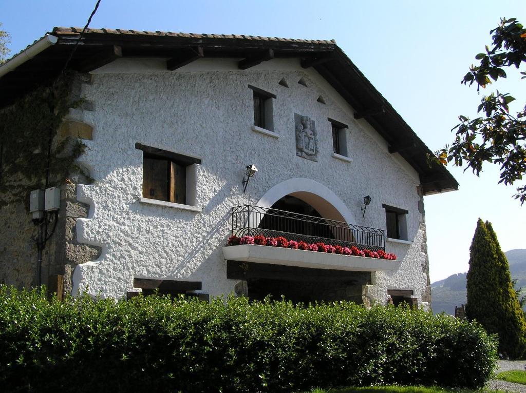 Bungalows Portuondo Parking Gratuito Mundaca Exterior foto