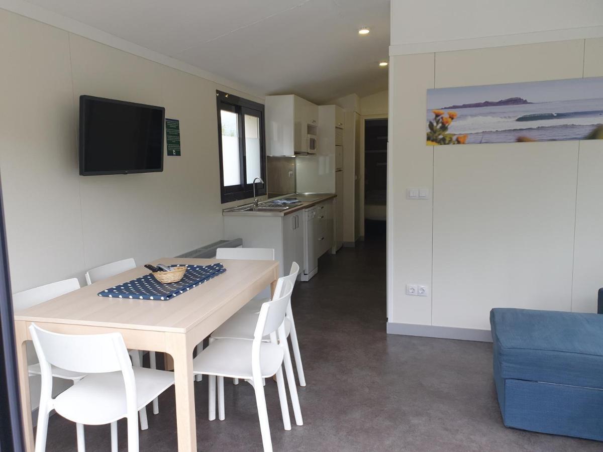 Bungalows Portuondo Parking Gratuito Mundaca Exterior foto